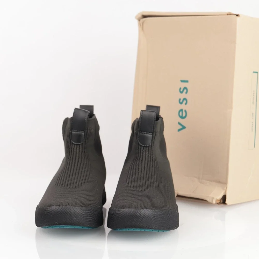 Vessi Womens Weekend Chelsea Sneaker Boots Size 7 Waterproof Black Shoe Booties